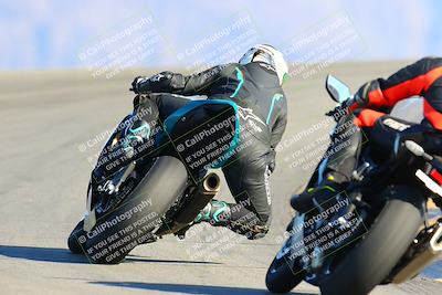 media/Jan-09-2022-SoCal Trackdays (Sun) [[2b1fec8404]]/Turn 12 Backside (130pm)/